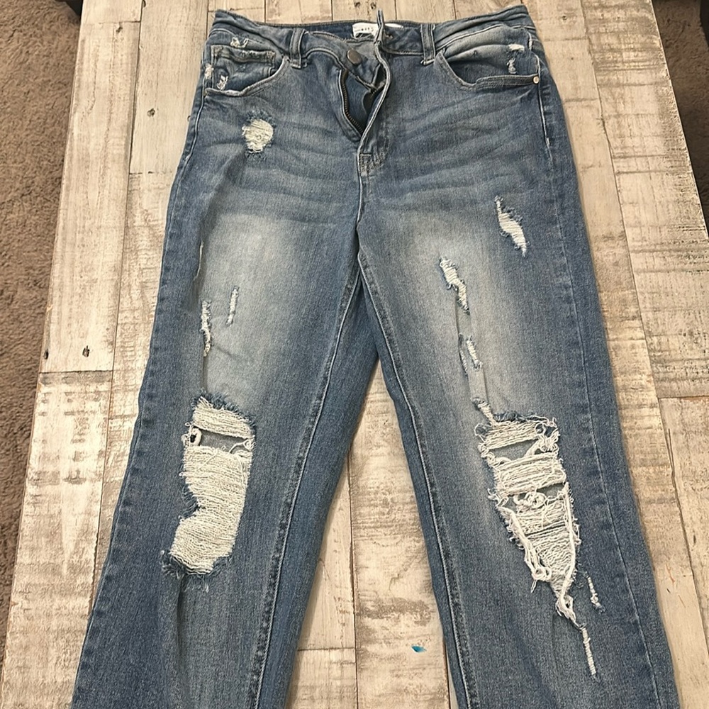 🎀 Risen LA Distressed Style Jeans Curvy Fit 🎀